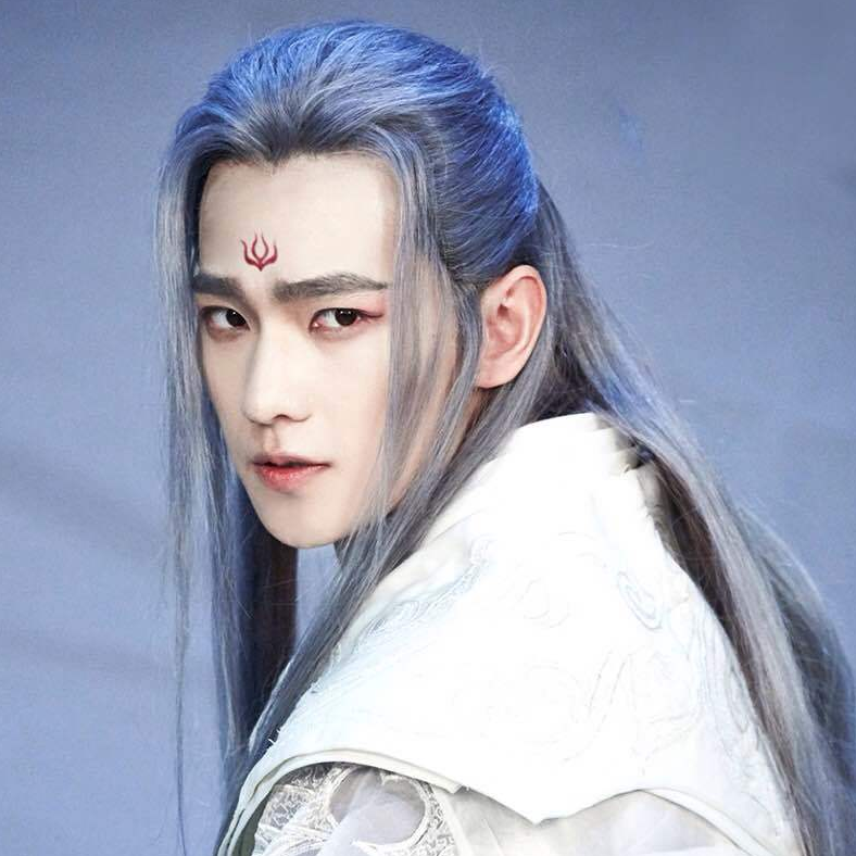 白露为霜。