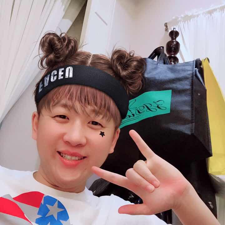 孙了个洁(´༎ຶA༎ຶ)