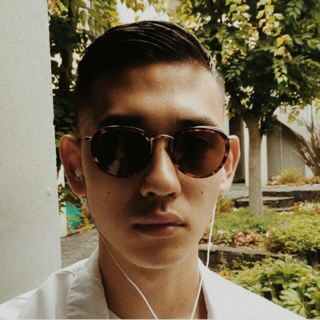 刘黎