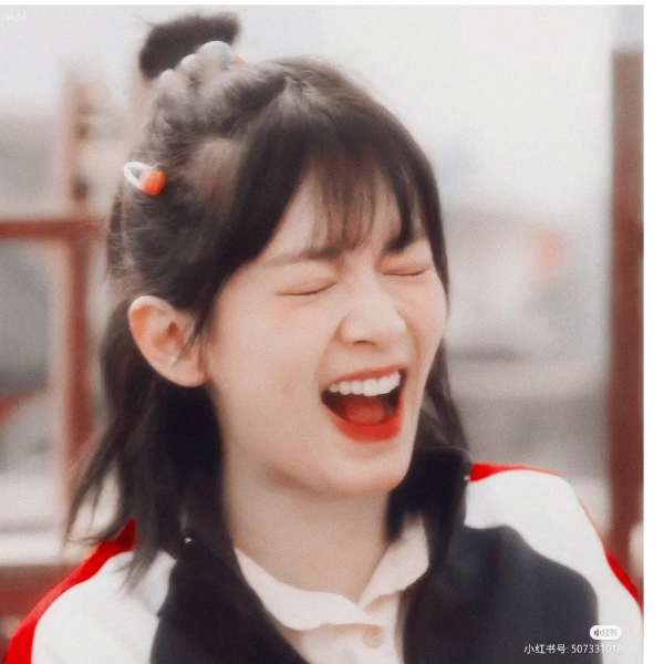 天上的星星炸了