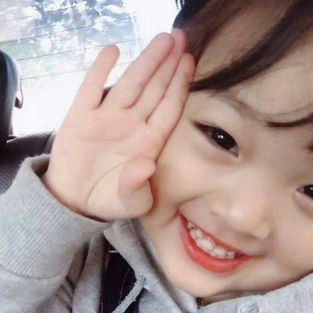 戴戴戴 °