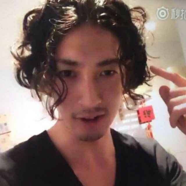 在外面有点冷的时候