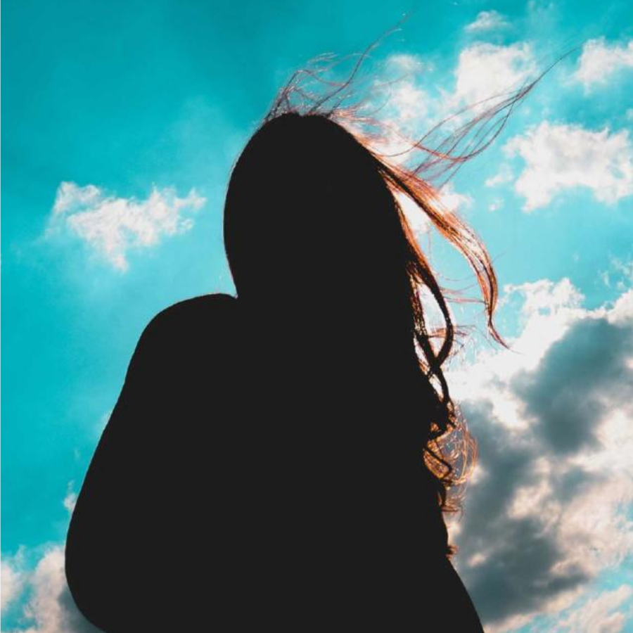 现实的毒难跑丶