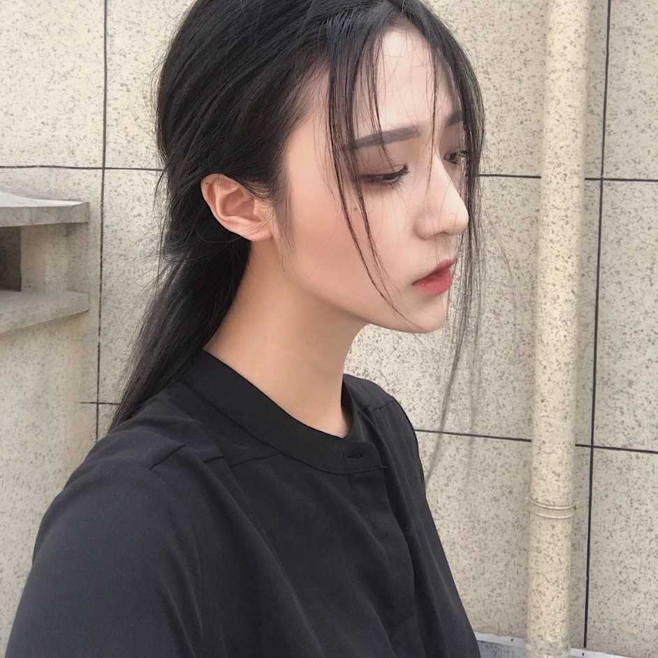 蔚蔚小可爱.