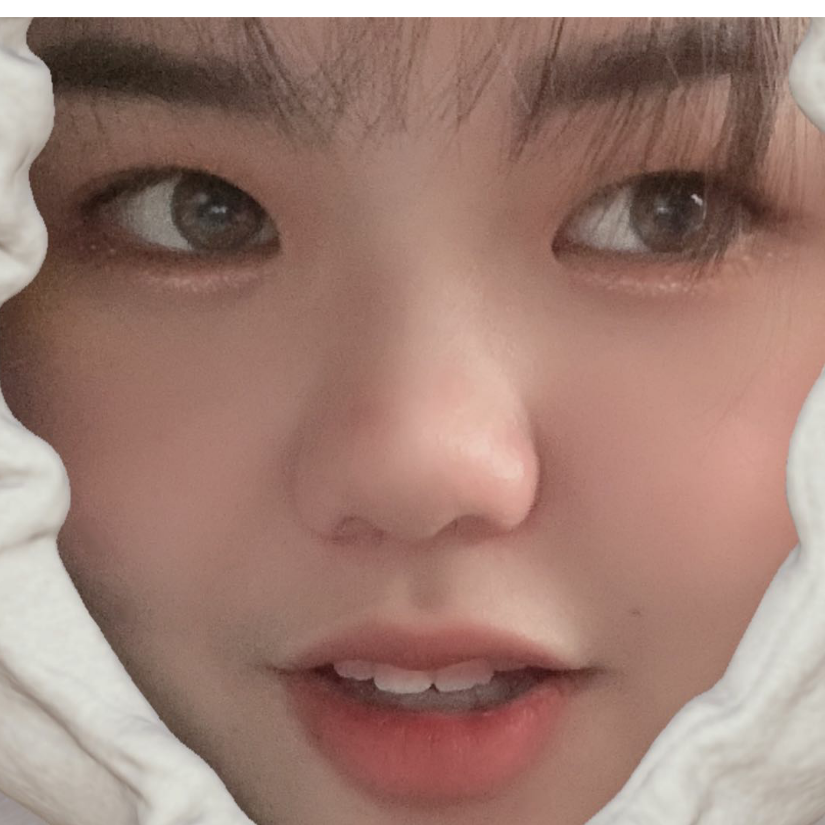 晏 然