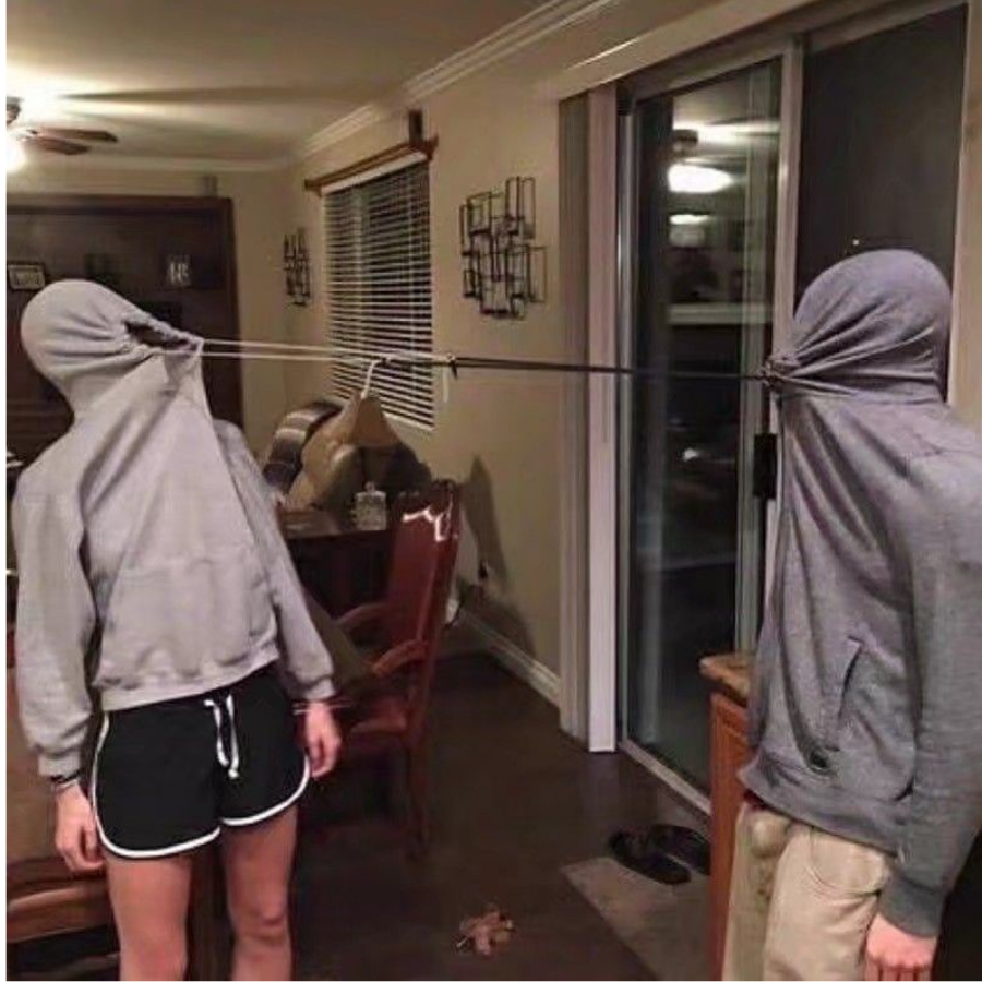 华