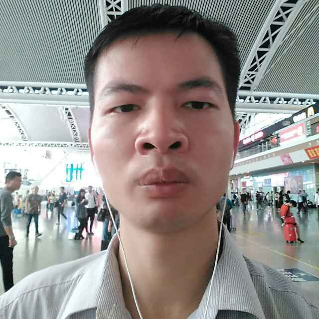 黄尚思