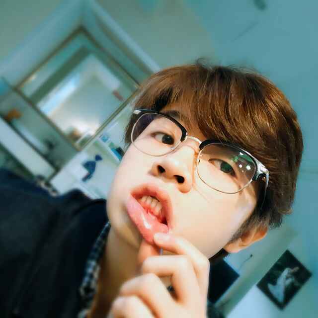 👿  大  魔  頭  👿