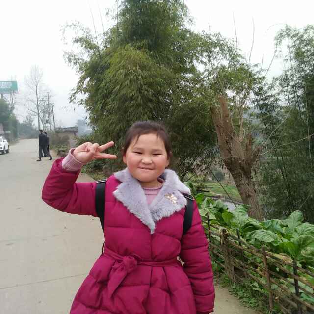 爱妈妈爸爸的女儿