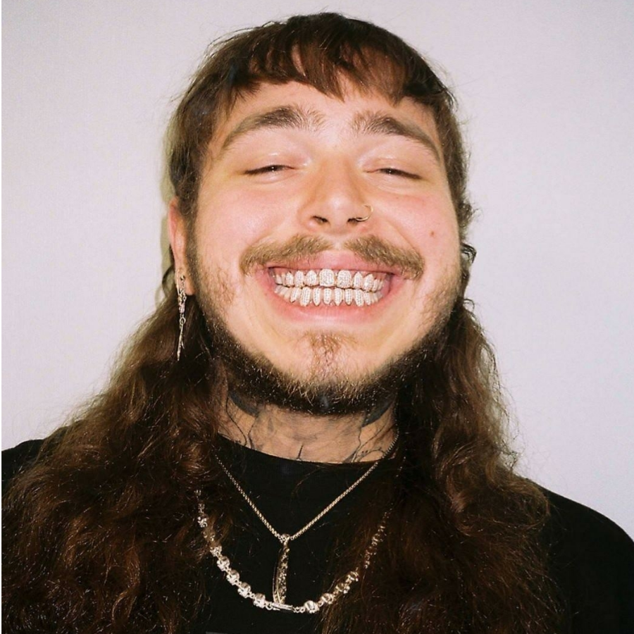 mAloNε