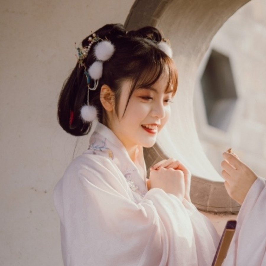 是小雯呢