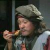俯仰一笑过