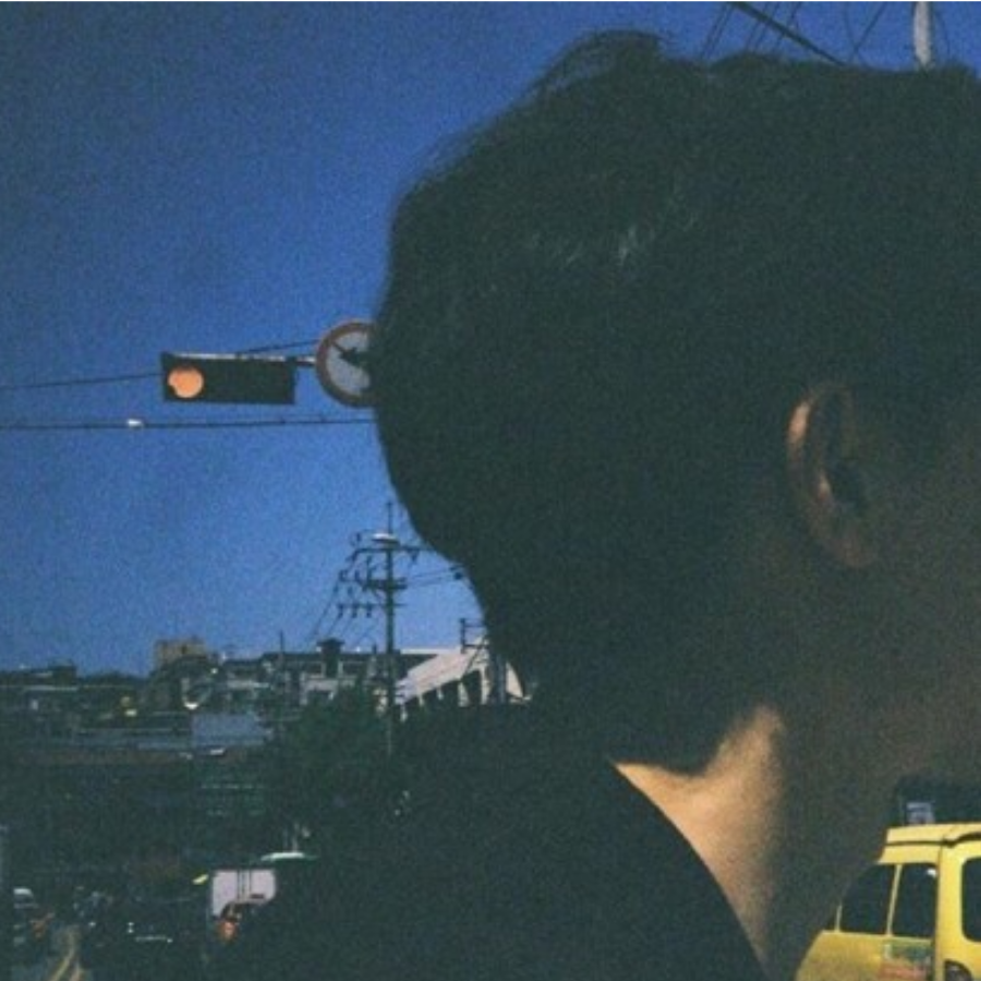 「看↣海」