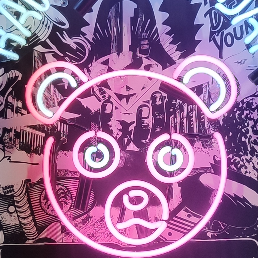 咔咔咔梓