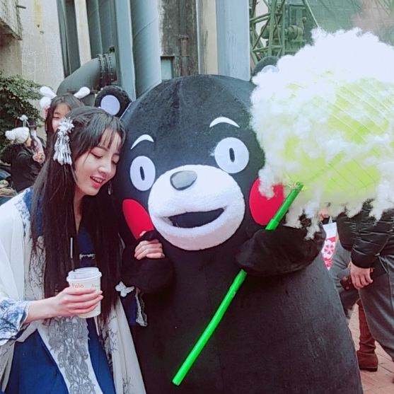 彼女°