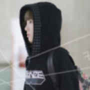 百万雄师喝豆浆