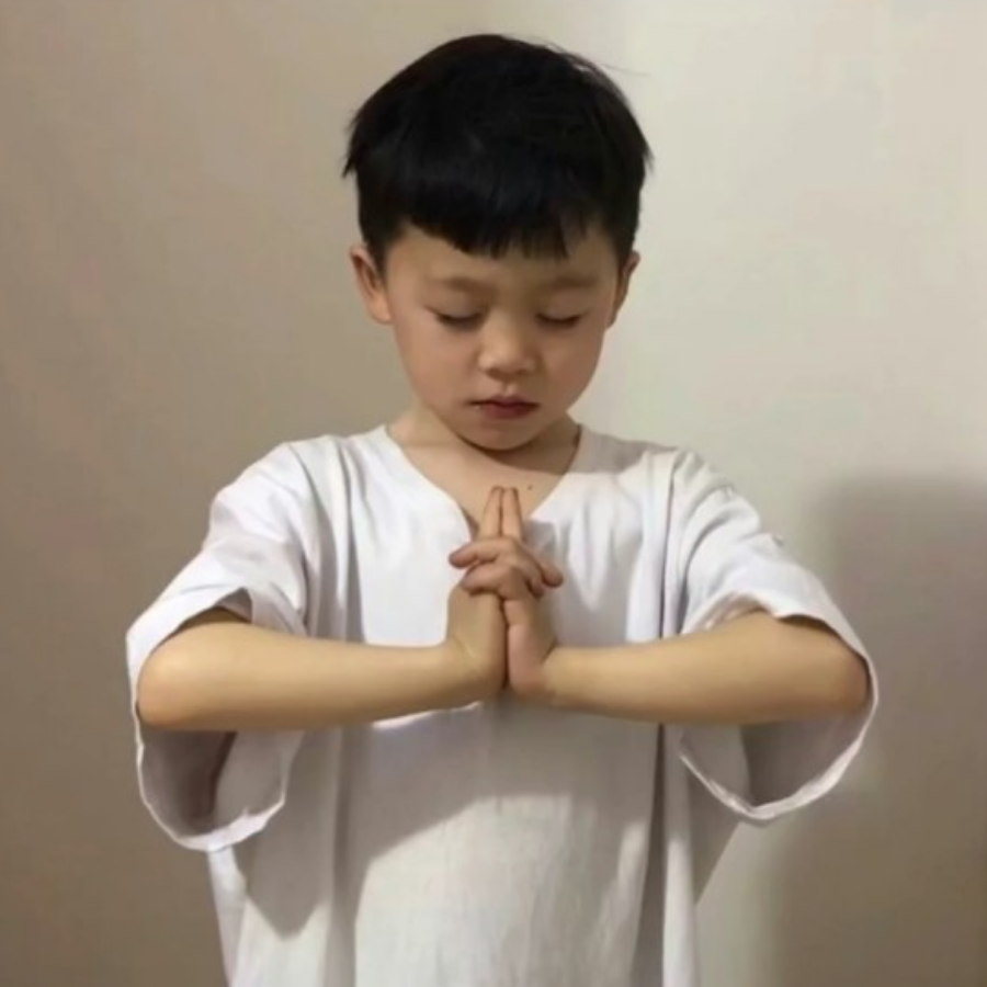 嗷呜豪