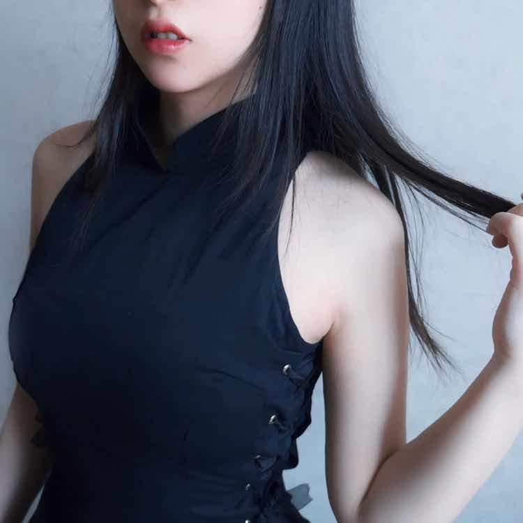 青鸾一惊丶一惊情