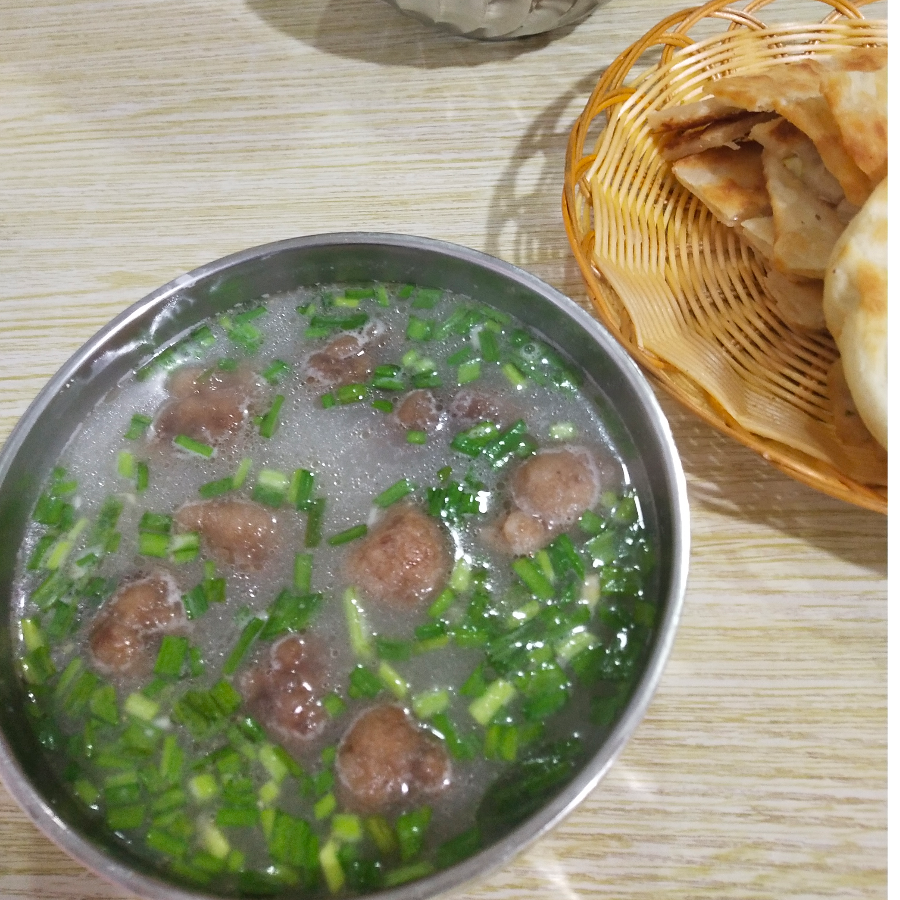 肉丸泡饼