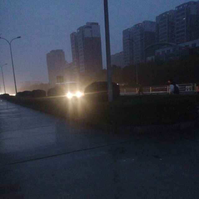 思凡凡