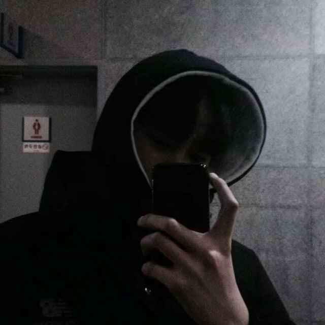 歪당果신人