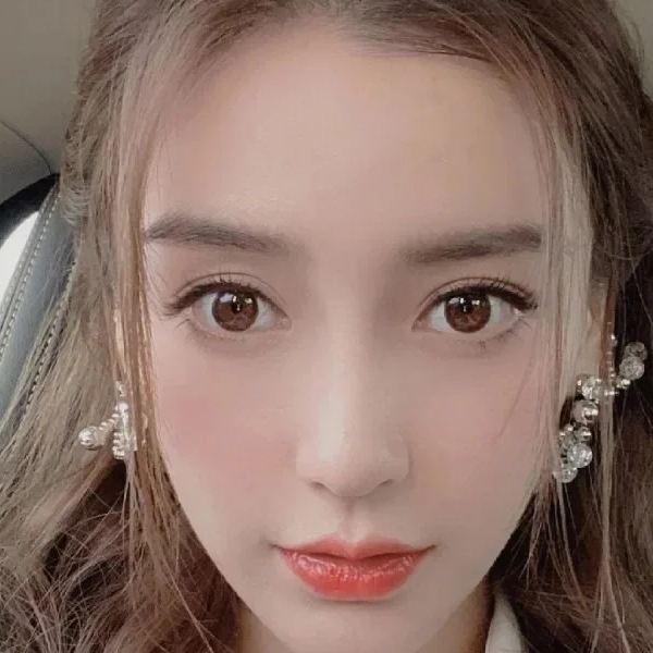 娜娜