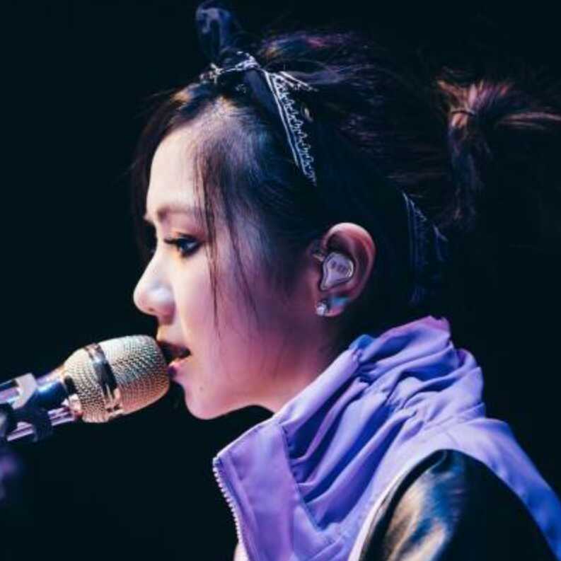 Gloria Tang