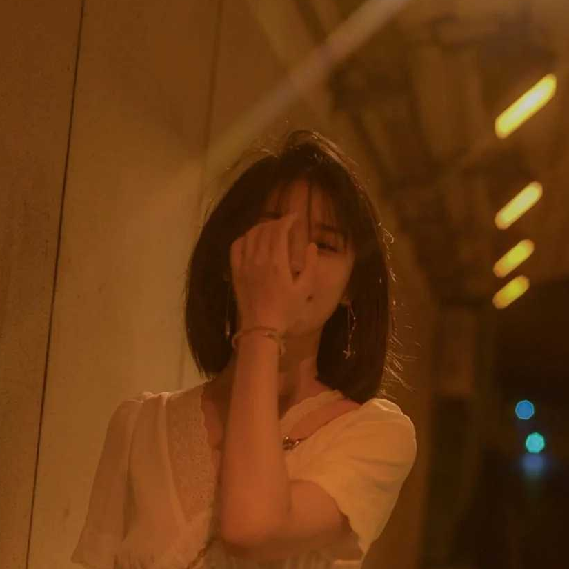 超喜欢笑