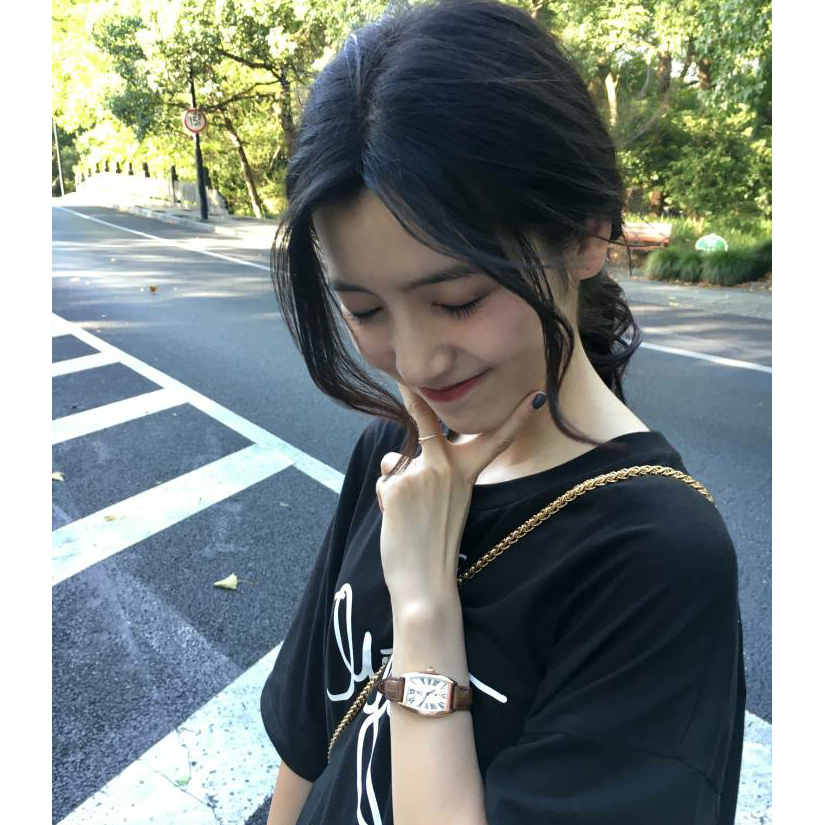 你嘟嘴时好美