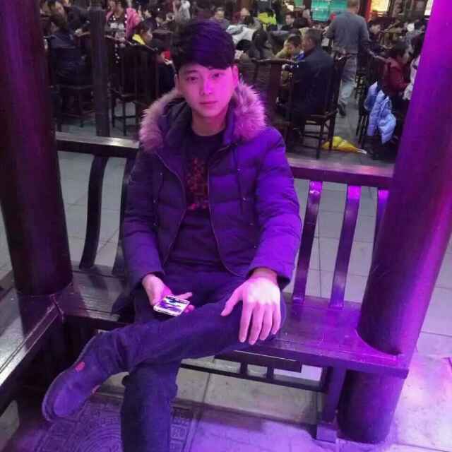 A000   宝丽德木门
