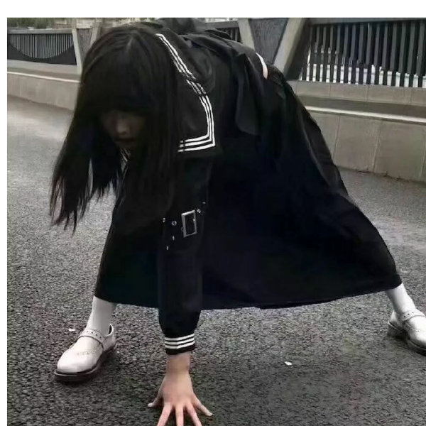 爆豪胜己是块砖