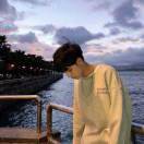 眼睛瞪得像铜铃👀