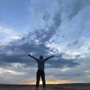 你好！我叫莫再提