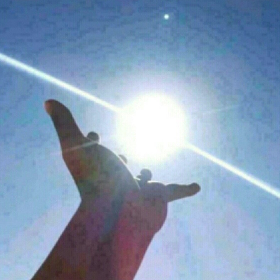 煌煌中的尘埃