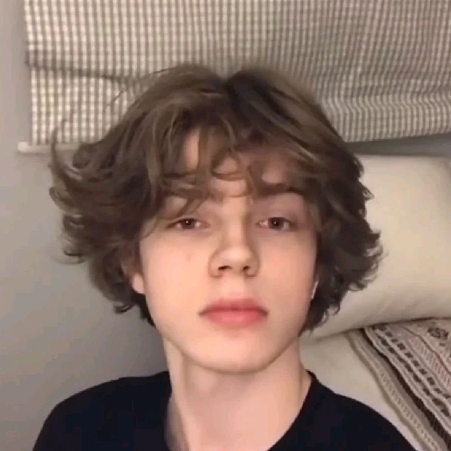 Y7