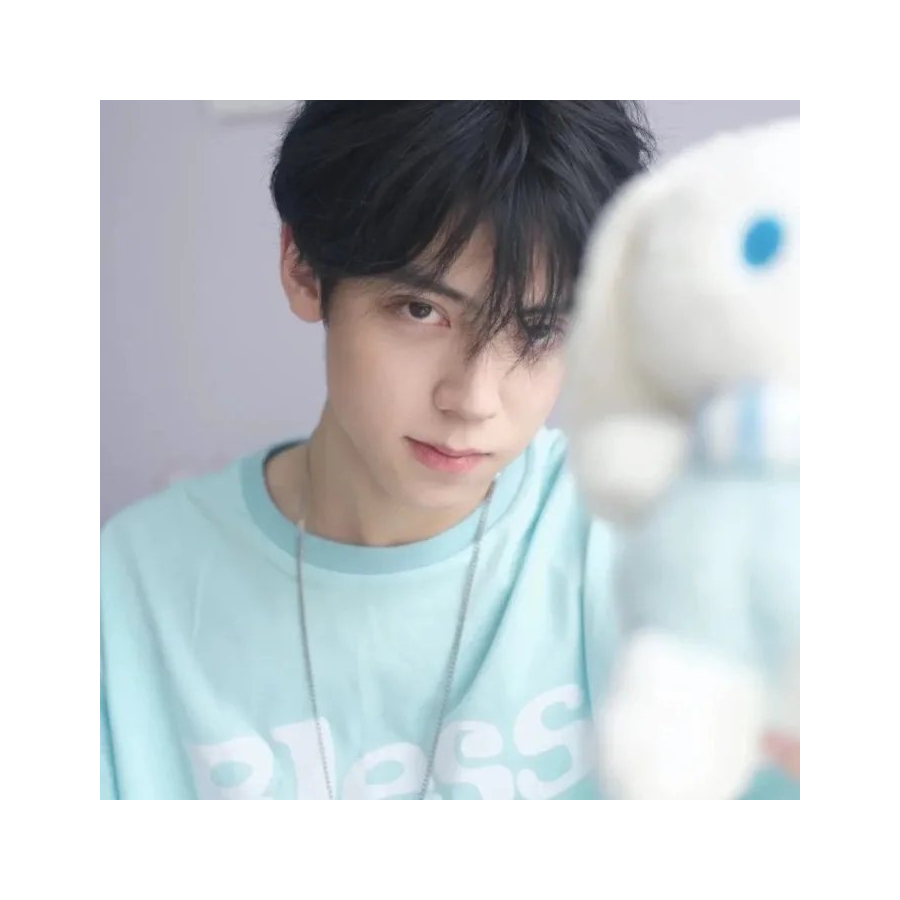 抱只小熊