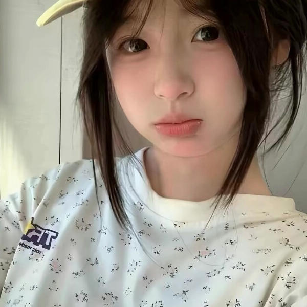 彤希