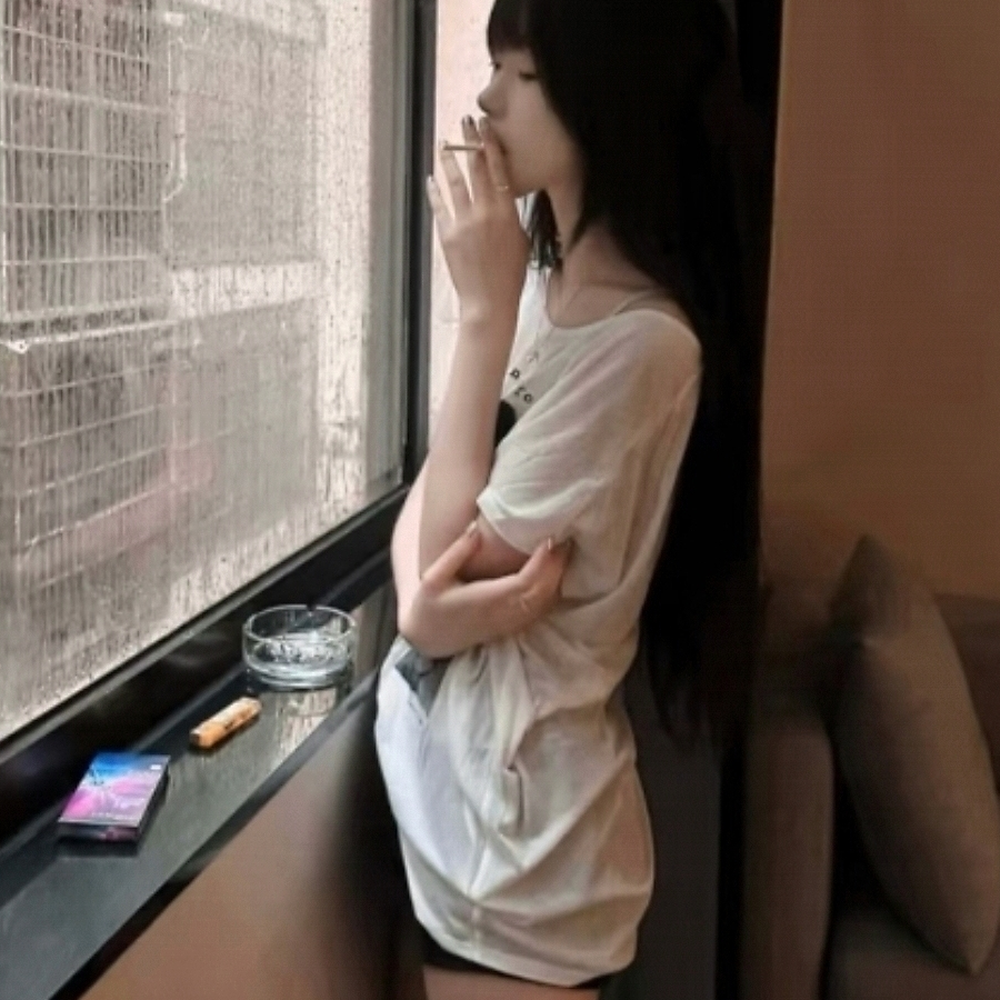郁少