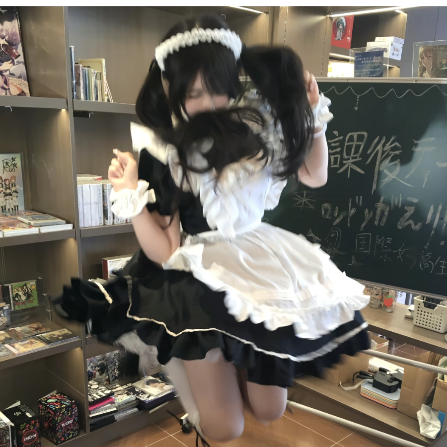 一届神秘女子