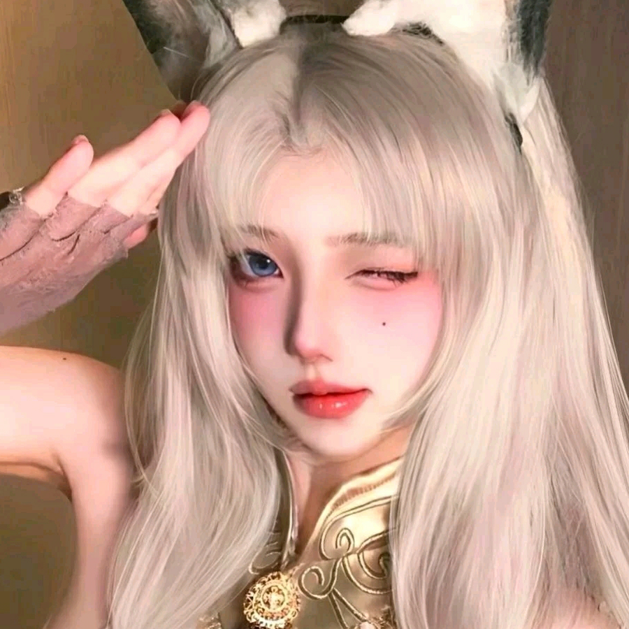 潇逾祈