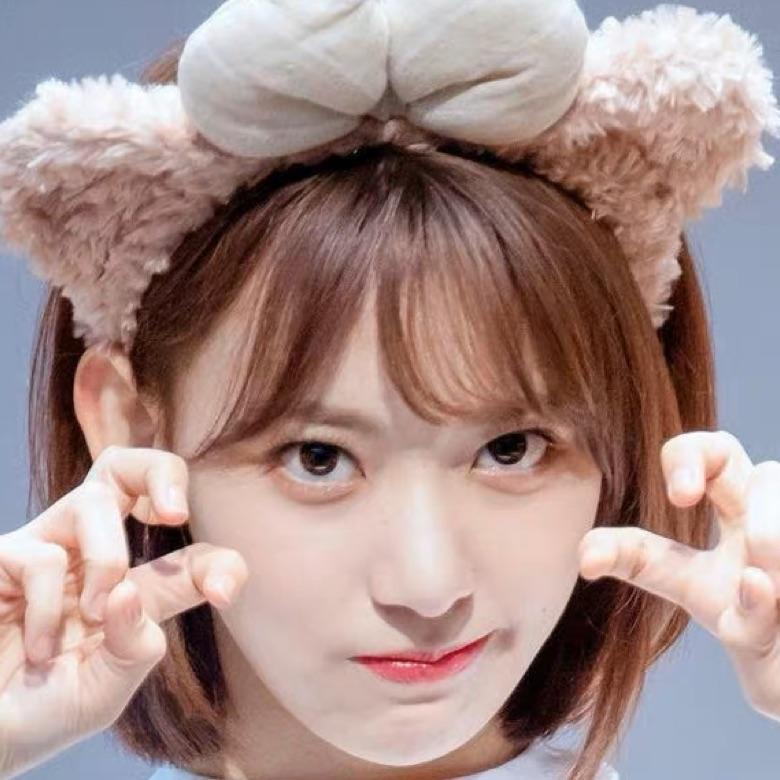 宮脇咲良