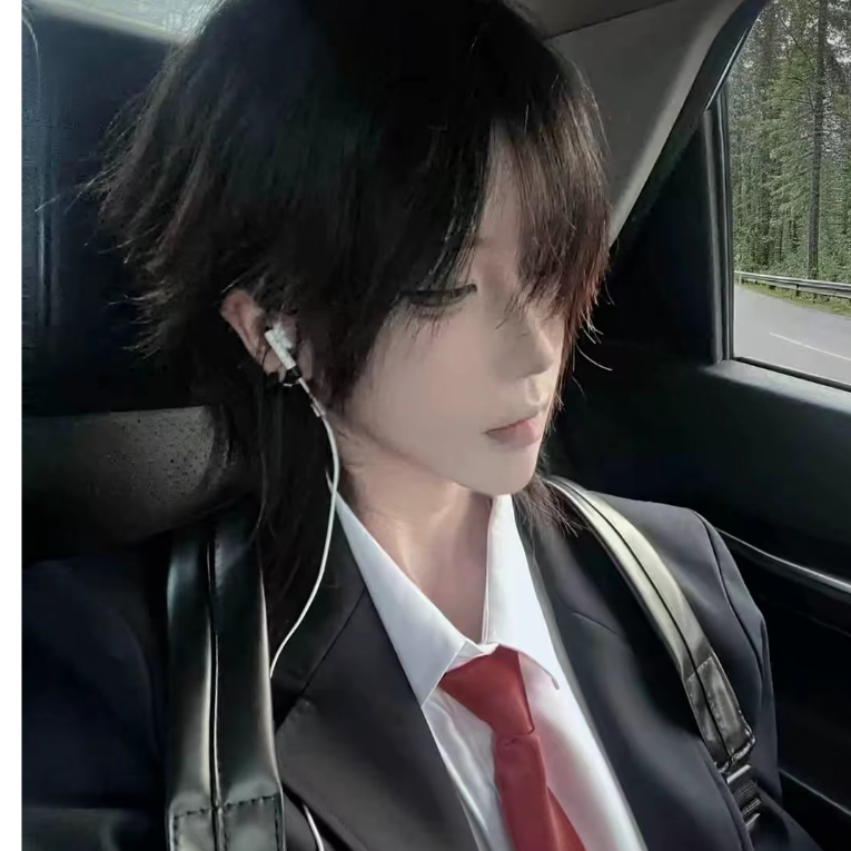 聂莫黎