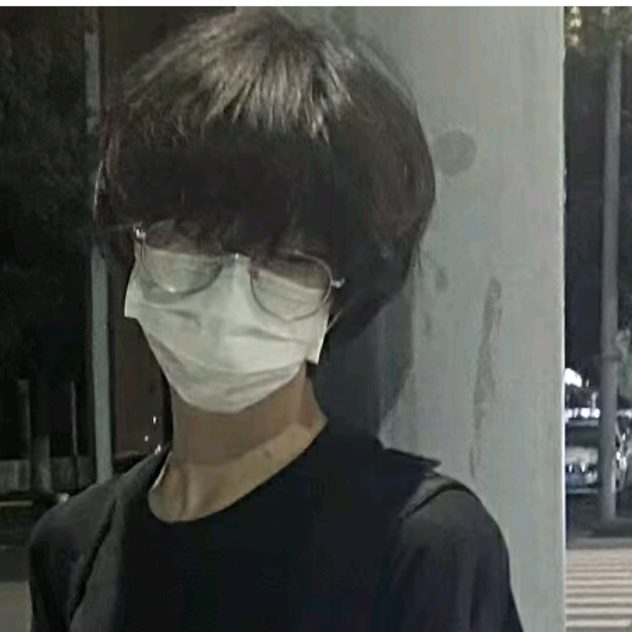 諵桉