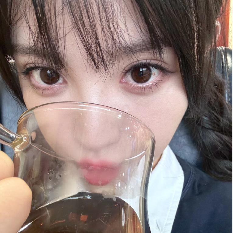 佳佳