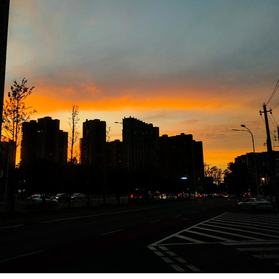 霞