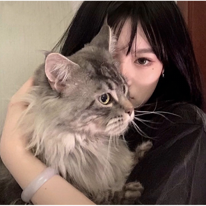 Vivi.