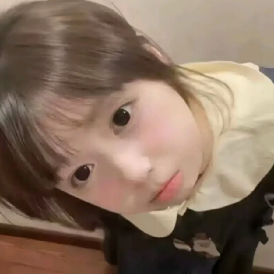 哦