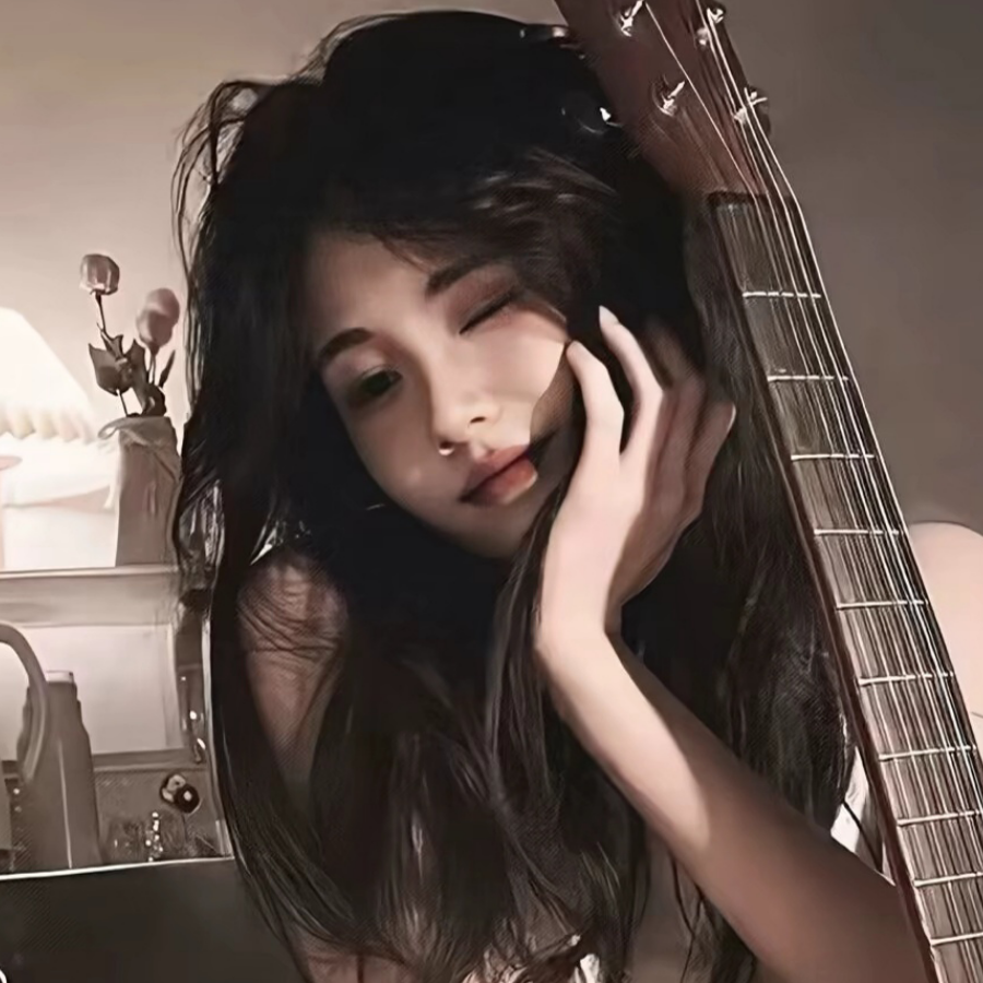 /ก不自卑＿小美.♪🥀