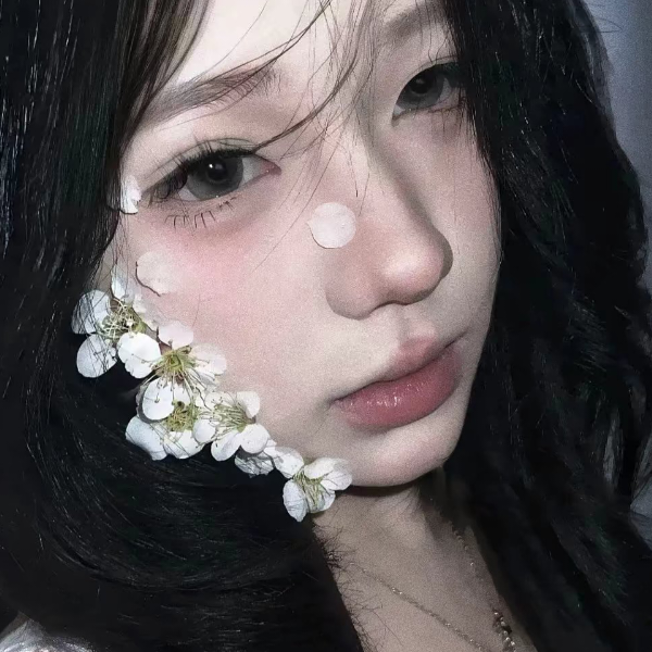 小忧郁.
