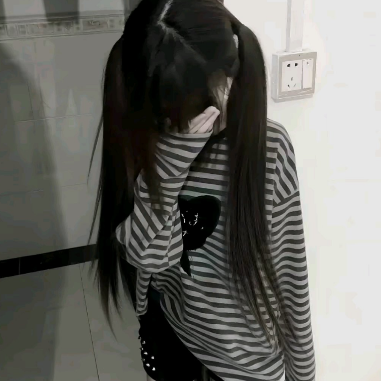 栀栀